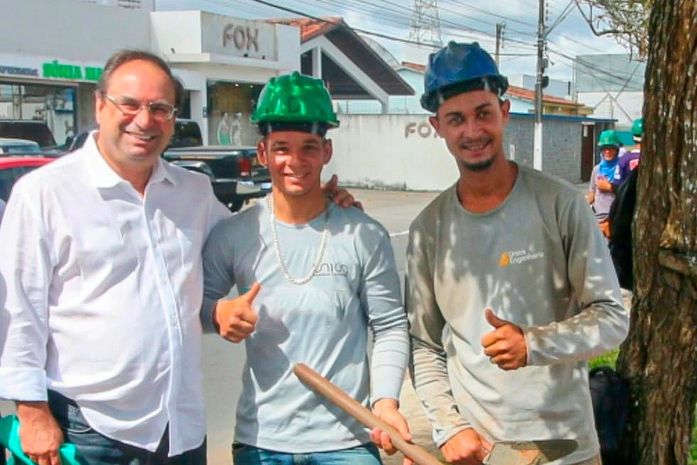 Prefeito Luciano parabeniza os trabalhadores e trabalhadoras arapiraquenses