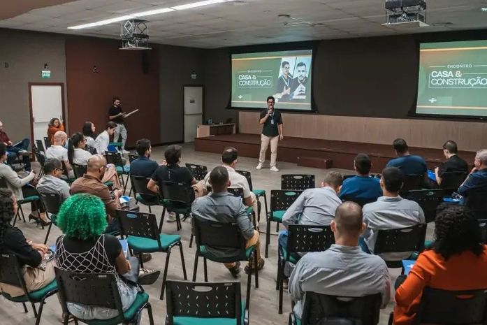 Empresários do setor de Casa & Construção se reúnem para debater gestão e fortalecer redes de negócios