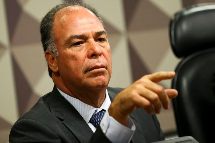 PF cumpre mandados em gabinetes do líder do governo e de seu filho