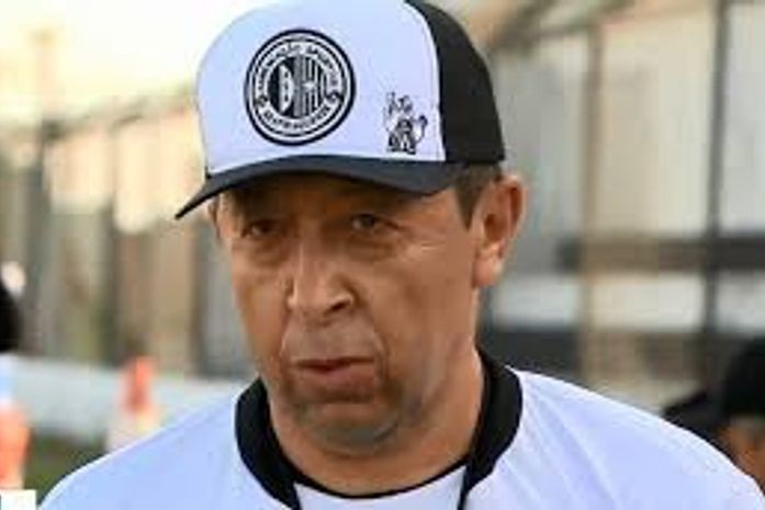 Técnico Lorival Santos e atacante Gabriel são os primeiros regularizados no ASA