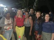 No povoado Olho d’Água do Lima, Conceição Tavares (camisa vermelha) foto postada no Face agradecendo a recepção obtida por lá
