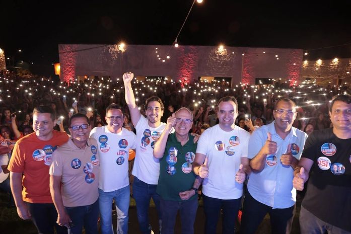 Mais de 3 mil pessoas lotam encontro da Educação com Guilherme Lopes em Penedo