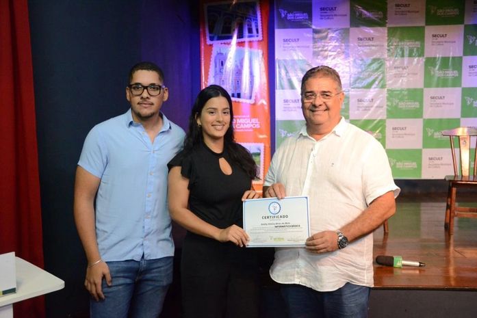 180 miguelenses recebem certificados de cursos ofertados pela Secretaria Municipal de Cultura