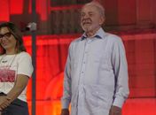 Praça Deodoro fica lotada para ato de campanha com Lula em Maceió