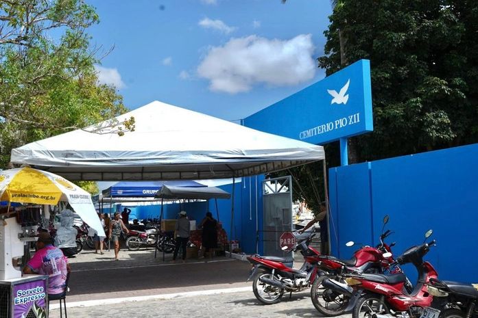 Prefeitura de Arapiraca divulga programação de horários de visitas aos cemitérios no Dia de Finados