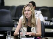 De autoria da deputada Cibele Moura, projeto que cria programa de moradia a mulheres de baixa renda em Alagoas é aprovado