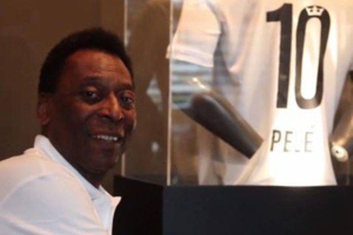 Pelé está internado em hospital de São Paulo desde segunda-feira (Foto: Reprodução/Santos TV)