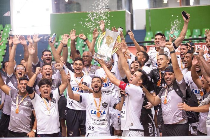 Esporte Clube Traipu conquista Copa Nordeste de Futsal e é recebido com festa na cidade