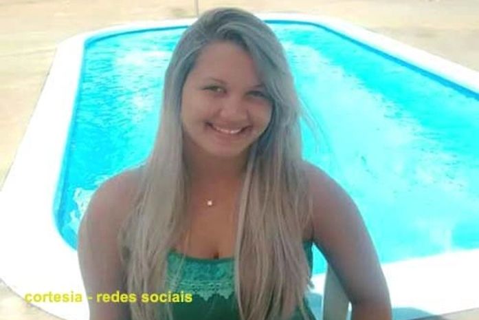 Maria Raquel Moura, 18 anos