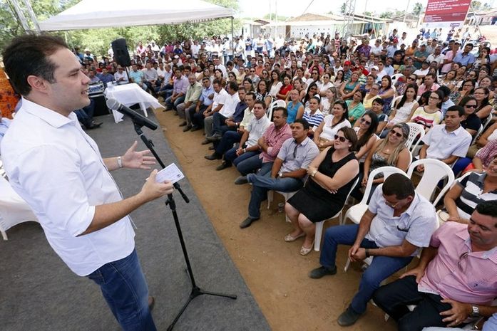 Renan Filho (PMDB) em inaugurações em Palmeira dos Índios