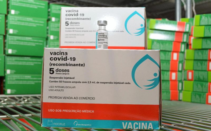 Nova remessa de vacinas contra a Covid-19 chegam a Alagoas.