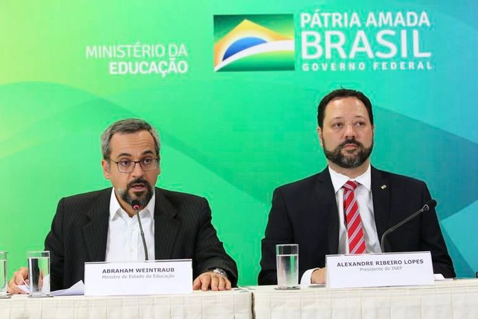O ministro da Educação, Abraham Weintraub, e o presidente do Instituto Nacional de Estudos e Pesquisas Educacionais Anísio Teixeira (Inep), Alexandre Lopes.