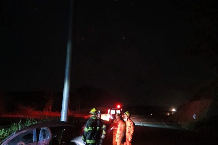 Corpo de Bombeiros é acionado para capotamento na BR- 104, mas não encontra vítima no local