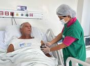 Assistência humanizada e reabilitação precoce marcam recuperação de ex-jogador no Hospital Metropolitano