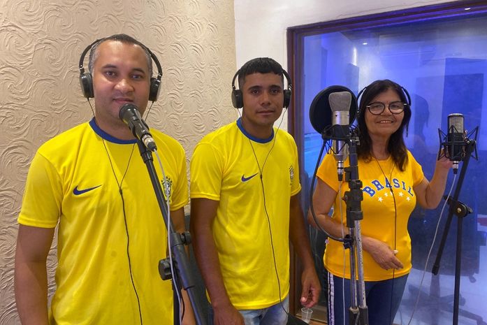 Artistas de Santana do Mundaú lançam clipe com o frevo "Brasil Campeão"