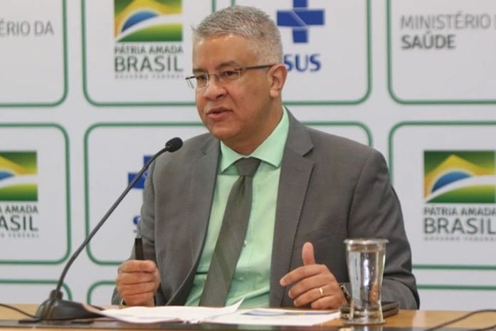 Coronavírus: Brasil tem 9 casos suspeitos; secretário fala em "emergência"