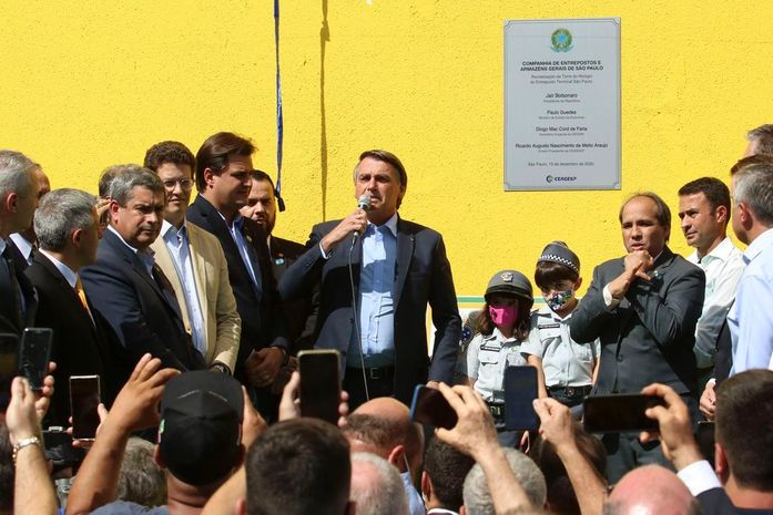 Bolsonaro quer incluir excludente de ilicitude na pauta do Congresso