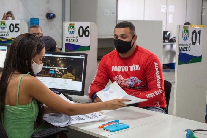 SMTT prorroga prazo de cadastro para mototaxistas de Maceió; confira