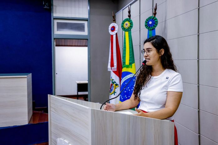 Teca Nelma cobra que Prefeitura aplique percentual exigido por lei na assistência social de Maceió