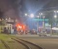 Incêndio atinge trailer em praça no bairro de Fernão Velho, em Maceió
