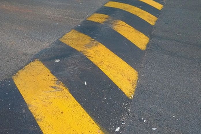 Lombada do DER/AL num trecho entre Atalaia e Capela tem servido para bandidos atacarem condutores de veículos à noite