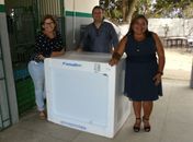 Prefeita Eliza Alves entrega novos freezers e geladeiras às escolas municipais