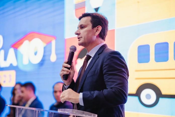 Prefeito Marcelo Beltrão divulga data de pagamento do rateio do Prêmio Escola 10