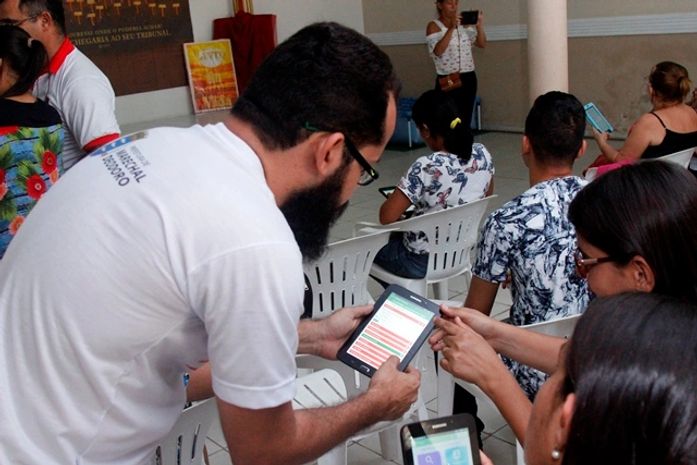 Com uso de tablets, agentes de Saúde irão fazer monitoramento de vacinas