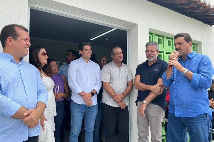 Marlan Ferreira realiza maratona de inaugurações em Limoeiro de Anadia
