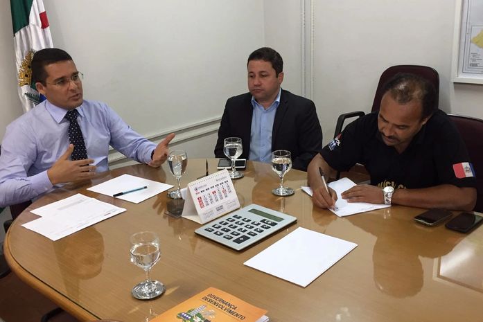 Reunião entre governo e entidade