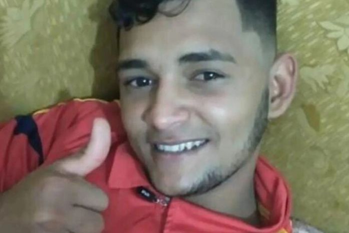 Jovem é executado a tiros em Arapiraca, no momento em que retornava para casa