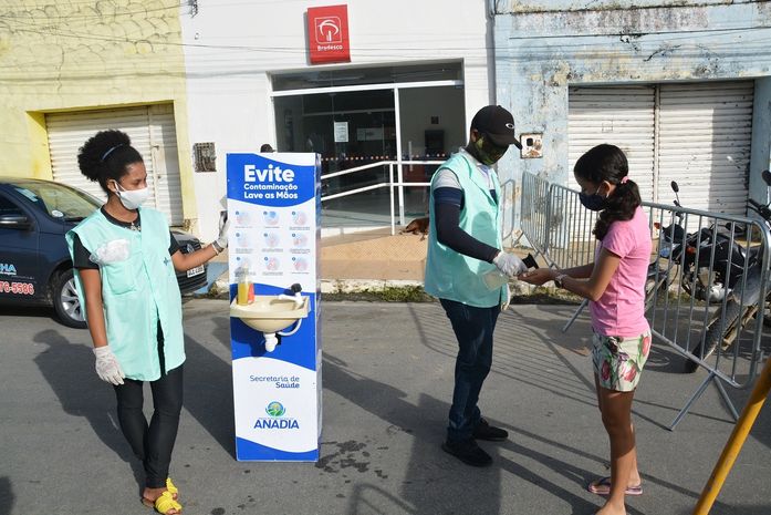 Prefeitura de Anadia intensifica medidas preventivas no acesso à feira livre