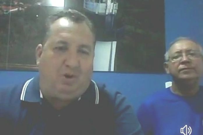 Henrique Vilela e Marcelo durante uma hora de interação junto aos internautas