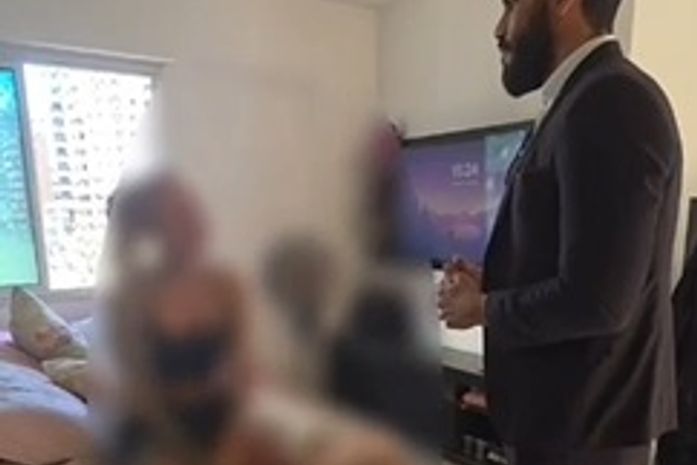 Mulher investigada por falsificação de distintivos policiais de SP é presa em Alagoas