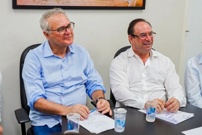 Prefeito Luciano Barbosa e senador Renan Calheiros debatem novos investimentos para Arapiraca