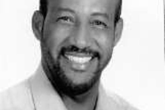 Alberto Sextafeira - um político de um sorisso fácil.