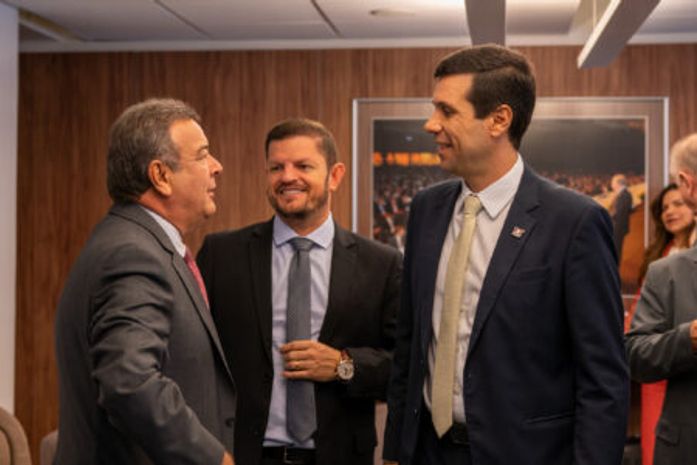Senado aprova PLP que minimiza perdas do FPM e garante efeito imediato do censo