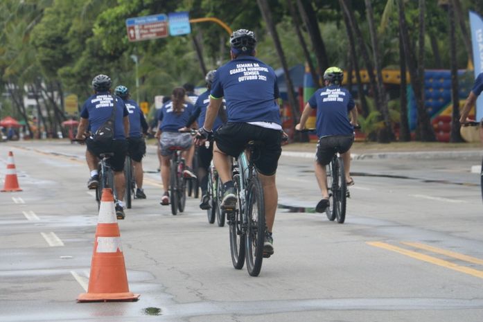 Atividades esportivas na orla marítima encerram Semana da Guarda Municipal