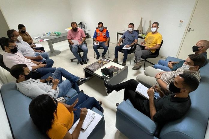 Período chuvoso: secretarias levam ações do Previne Maceió para áreas de risco