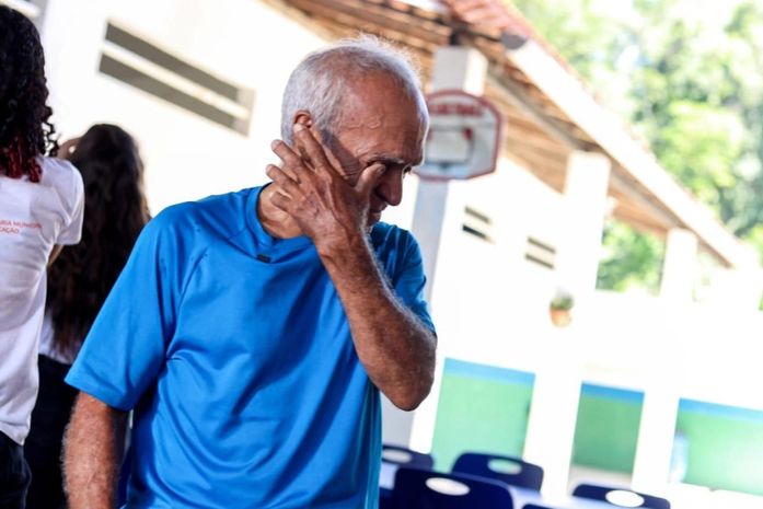 Conheça a história do professor que vai completar 60 anos de profissão