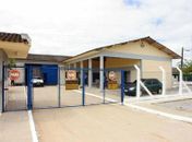 A secretaria informa que está empenhada em manter os serviços essenciais, garantindo o funcionamento das unidades penitenciárias