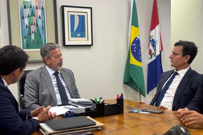 Arthur Lira diz a presidente da AMA que está ao lado do municipalismo