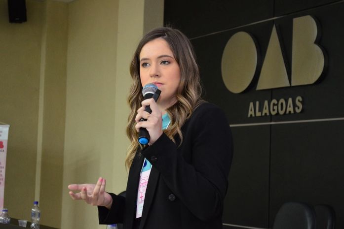 Deputada Cibele Moura