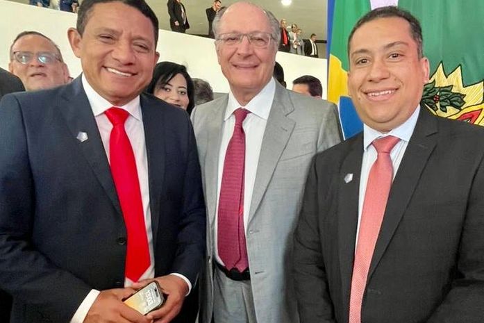 Prefeito Júlio Cezar participa em Brasília do lançamento do novo programa Minha Casa, Minha Vida