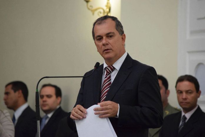 Deputado Ronaldo Medeiros