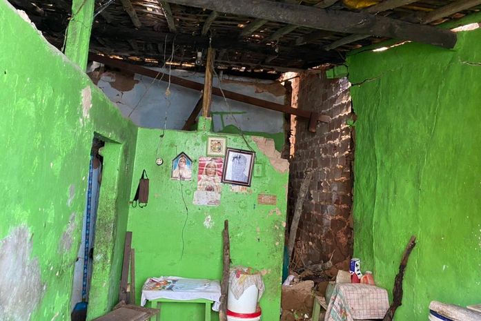 Parte de residência desaba e idoso fica soterrado em Maceió