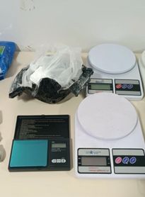 Denúncia anônima leva à prisão de homem com mais de 1 kg de drogas em Maceió