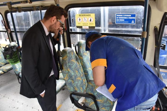 72 ônibus e vans foram vistoriados em São Sebastião