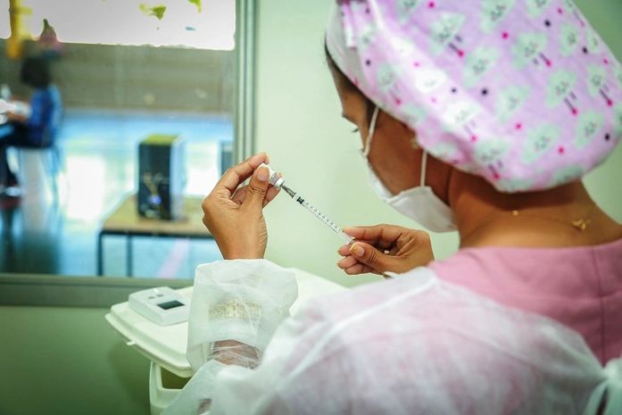 Secretaria de Saúde de Penedo informa antecipação da dose da vacina Pfizer