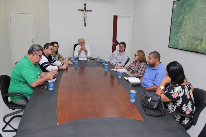 Teófilo se reúne com SINTEAL para esclarecimentos sobre o rateio do recurso do FUNDEB